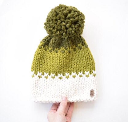 Autumn Ombré Hat Knitting pattern by Kathleen Jones | LoveCrafts