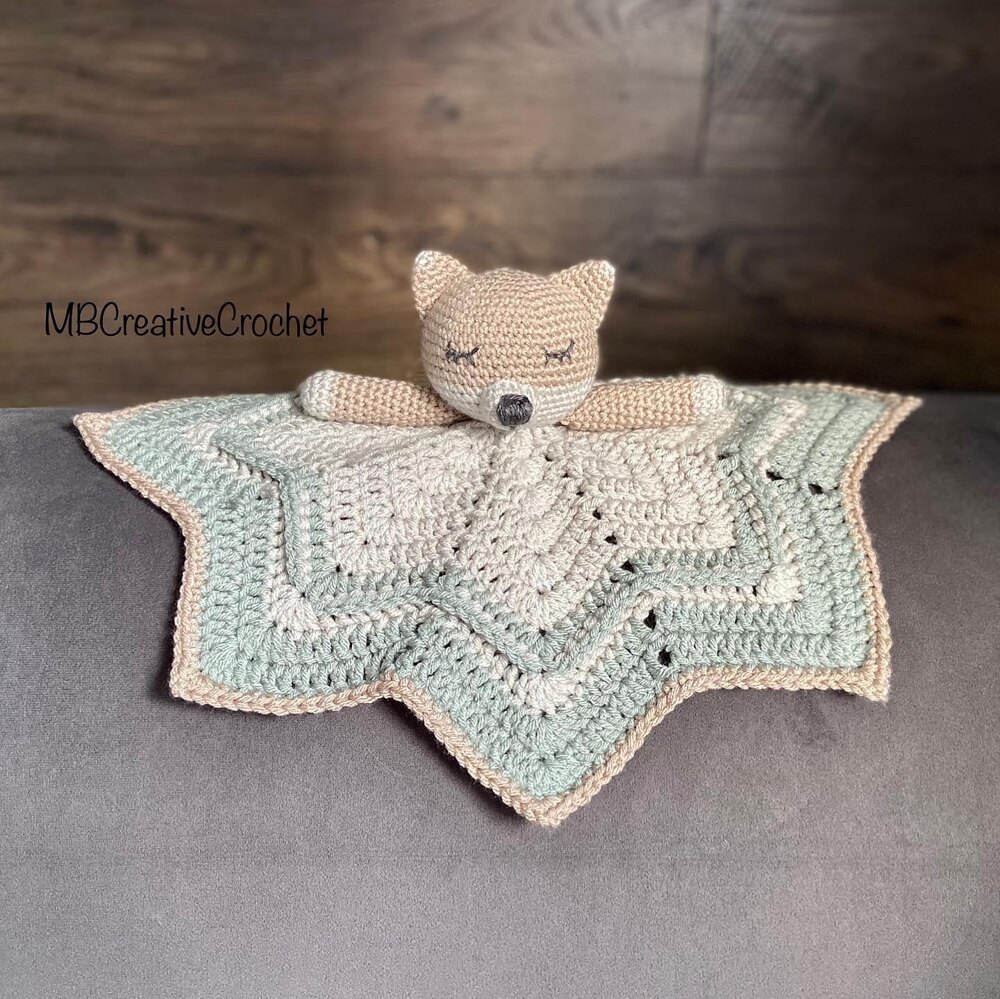 Fox lovey crochet online pattern