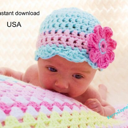 Scalloped Flower Hat USA