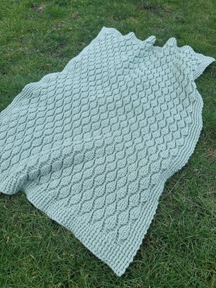 Trailing Leaves Blanket