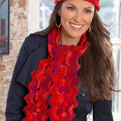 Wavy Hat and Scarf in Red Heart Super Saver Economy Prints - LW3279