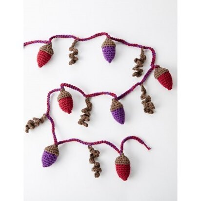 Autumn Acorns Garland in Bernat Handicrafter Cotton Solids