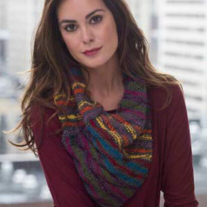 Daybreak Cowl in Lion Brand Vanna's Choice