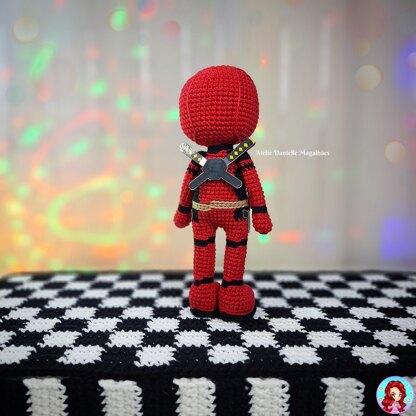 Deadpool amigurumi pattern (big and chibi version)