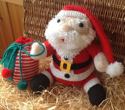 Knitted Square Santa