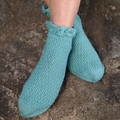 322 Beachside Socks - Knitting Pattern for Women in Valley Yarns Valley Superwash DK 