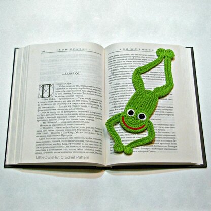 061 Frog Bookmark