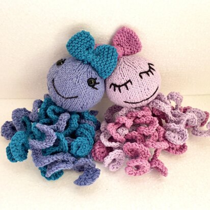 Knitted pattern octopus for newborn baby