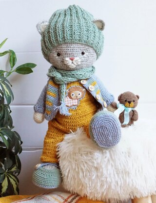 Crochet Outfit Tom for Kitten or Bunny