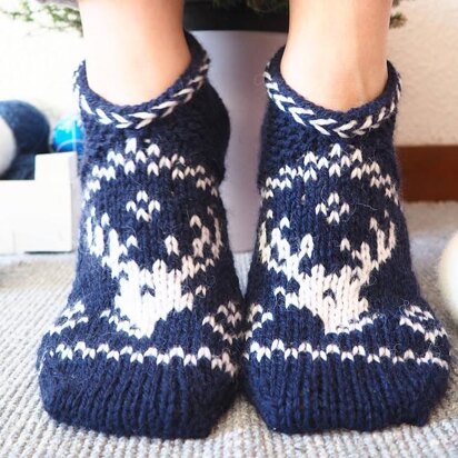 Prancing Slippers - knitting pattern