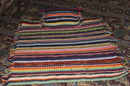 AG Fringed Scrapghan and Pillow Set
