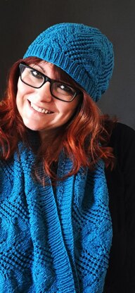 Stormy Seas Hat and Cowl Set