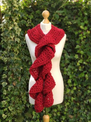 Ruffle Scarf