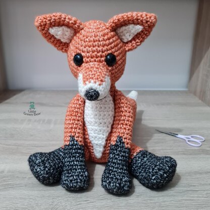 Fraser the Fox - UK Terminology - Amigurumi