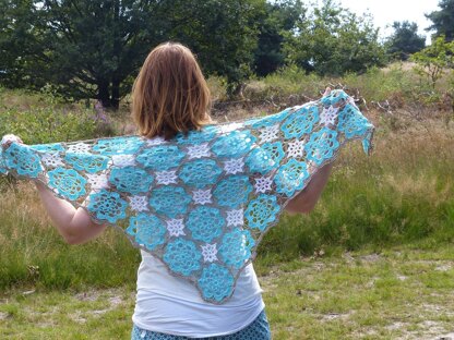 Shawl blue lagoon