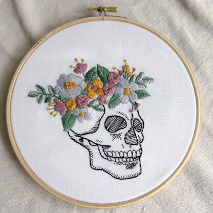 The Make Box Floral Skull Embroidery Kit - 22x19.5x2.5