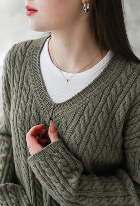 Keep It Braids pullover