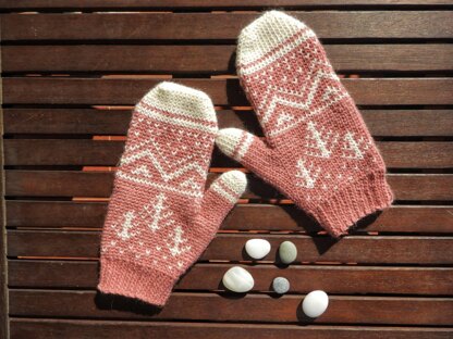 Winter Mountain Mittens