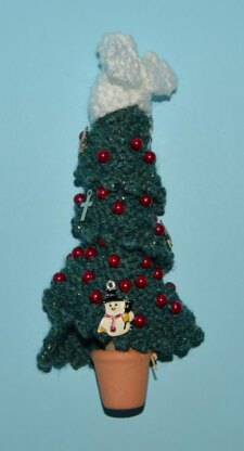 Small Beaded Christmas Tree