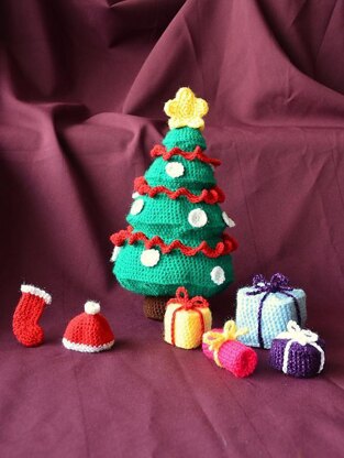 Christmas Tree with Gifts Crochet Pattern, Christmas Tree Crochet Pattern, Christmas Tree Amigurumi, Presents Crochet Pattern