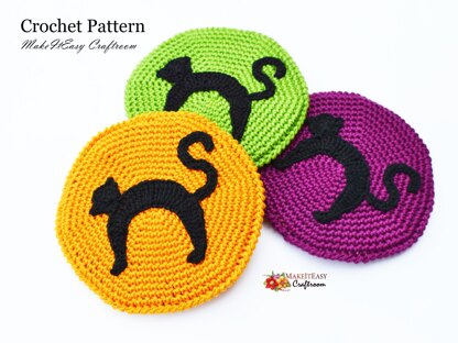 Crochet round coaster. Black cat coaster. Halloween decor. Scaredy cat