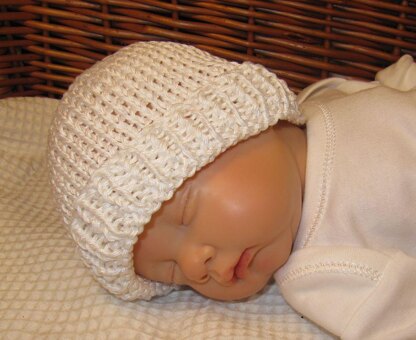 Preemie hats for store hospitals