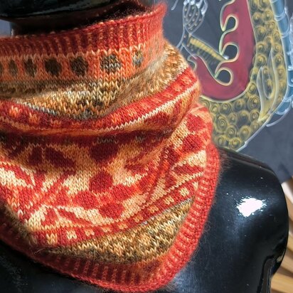 Autumn Colors Cowl