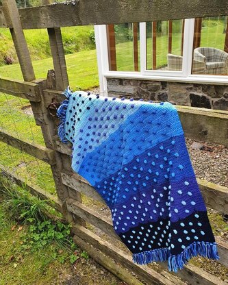 Little Bobble Blue Blanket