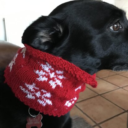 Dog snowflake Christmas Cowl  Snood - knitting pattern