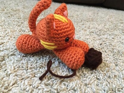 Floppy Cat Amigurumi