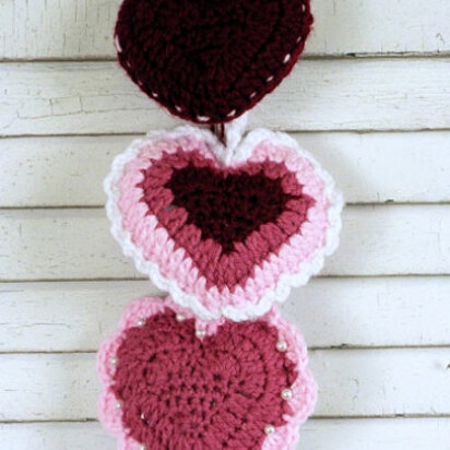 Trio of Hearts in Caron One Pound - Downloadable PDF