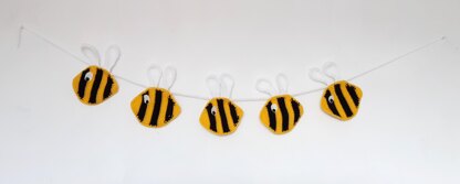 Crochet Happy Bee Bunting
