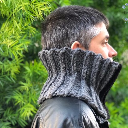 Granite Cowl