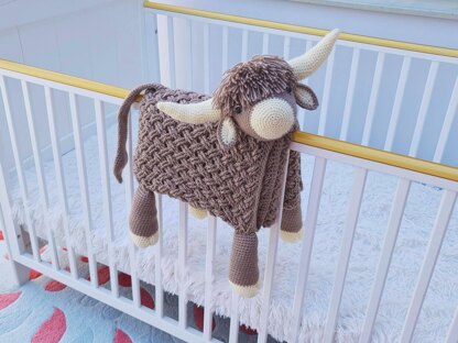 3in1 Highland Cow Folding Baby Blanket