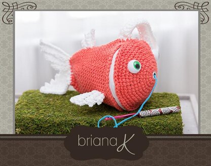 Fish Wristlet Yarn Holder Bag