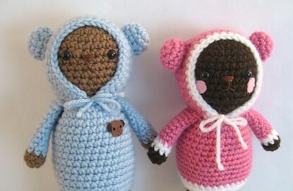 Wintertime Bears Amigurumi Pattern