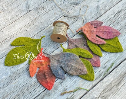 Sassafras Leaf Ornament