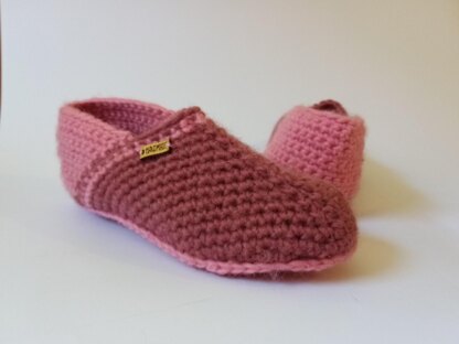 Womens slippers