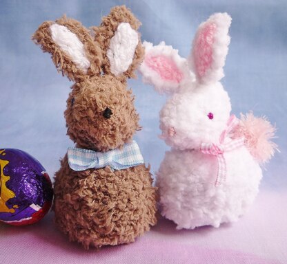 Babs & Bobby EASTER BUNNY Creme egg cover cosy