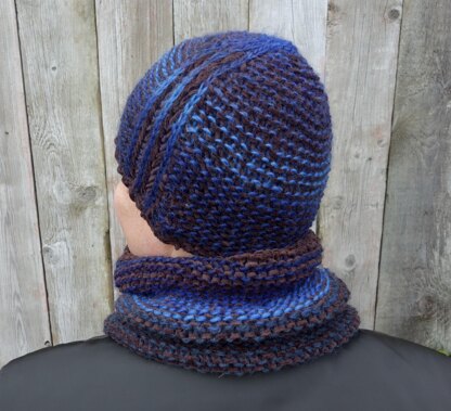 Sport Hat and Cowl Set