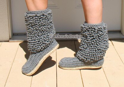 Cozy Women's Lamb Boots