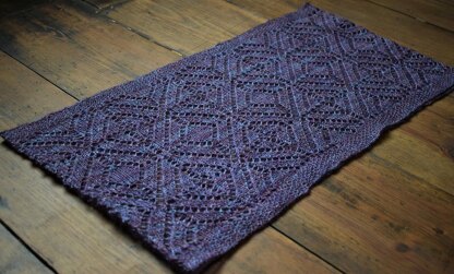 Stormy Lace Cowl