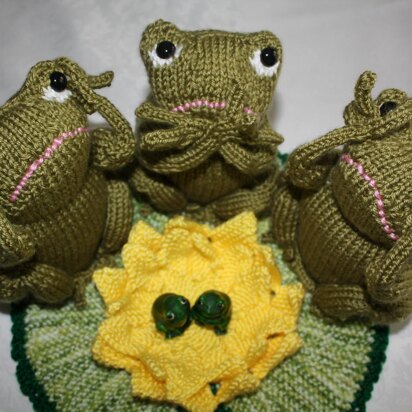 "No Evil " Frog Triplets