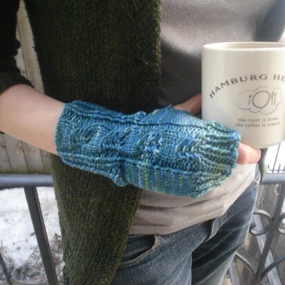 Nest Egg Wrist Warmers