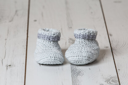 Tatty Teddy Baby Hat & Bootees Me To You in DMC Natura Just Cotton - 15430L/2 - Leaflet
