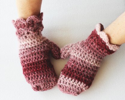 Nessa's Choice Mitts