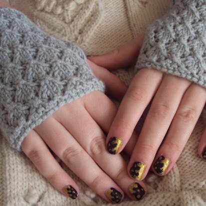 Lace Wristwarmers