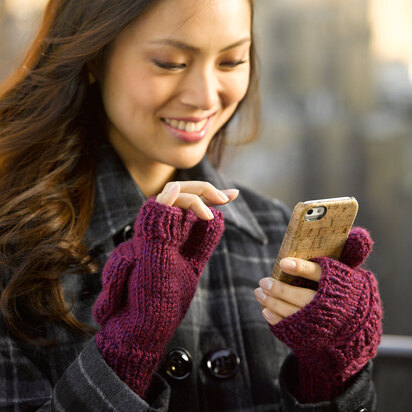 Flip-Top Mittens in Lion Brand Heartland - L32244