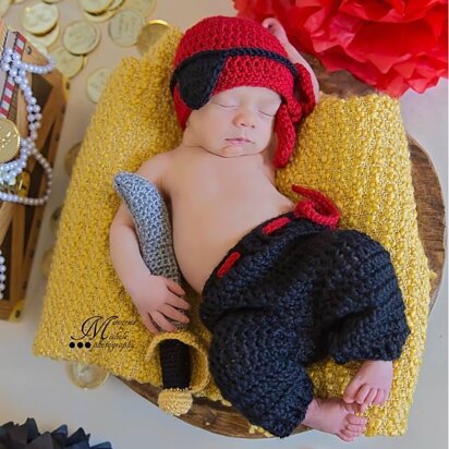 Newborn Pirate Outfit