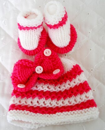 Premature baby Dolls easy knitting pattern for Hats and boots